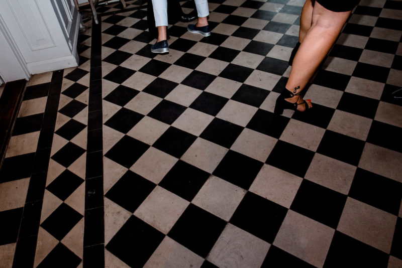 wesele w palacu mojecice - minimalizm- naturalne zdjecia slubne